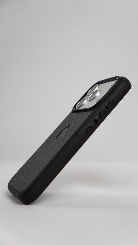 Чохол для iPhone із гладкої шкіри Nappa black