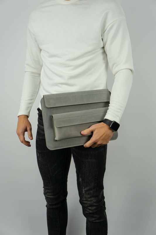 Шкіряний чохол для ноутбука 13"-14" сірий вінтажний з карманом