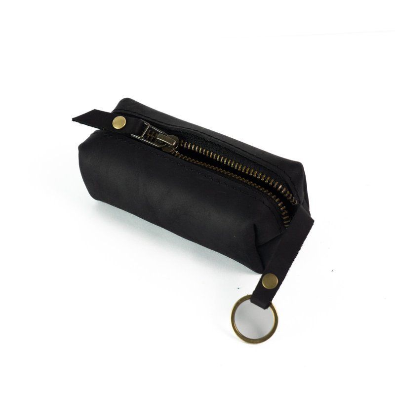 Шкіряна ключниця на блискавці crazy black
